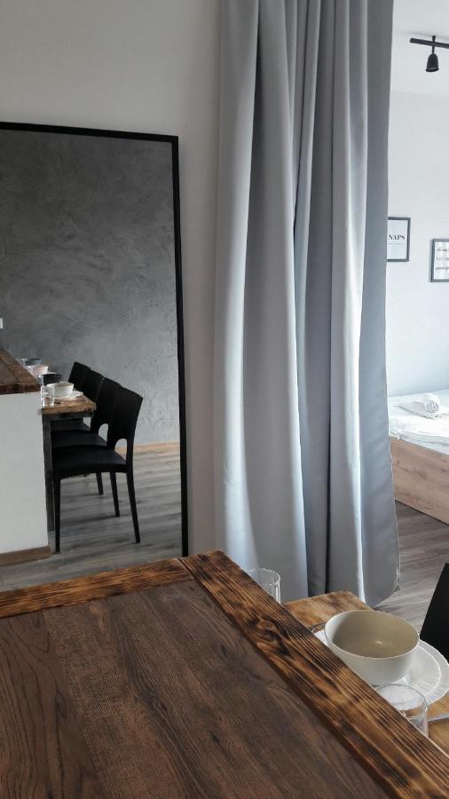 Silver Apartment In Wilanow Varšava Exteriér fotografie